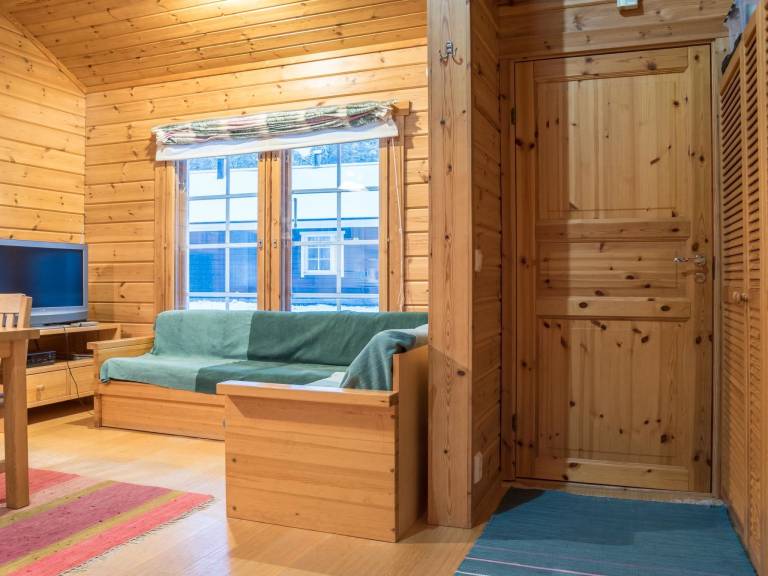 Vacation home with sauna & terrace — photo 4