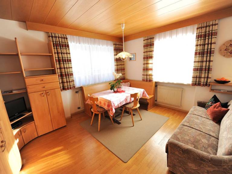 Ferienwohnung in Sankt Ulrich, Dolomiten für max. 5 Personen