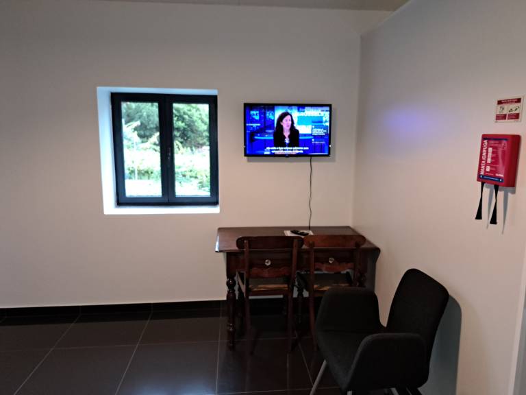 Beautiful house with yard | Mountain view | Suitable for remote work | Dogs allowed — photo 5