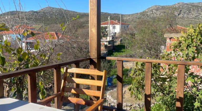 Wonderful vacation home with terrace & yard | Pet-friendly — photo 3