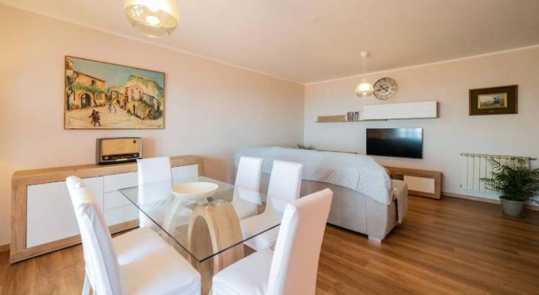 Holiday apartment with 3 rooms for 6 persons — photo 3
