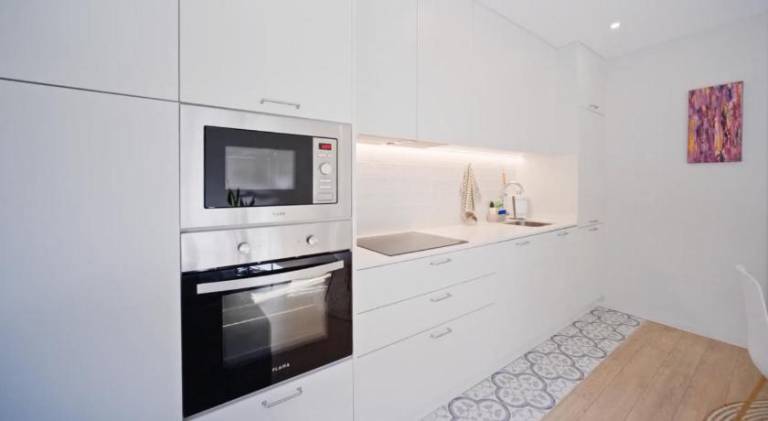 Fully equipped holiday apartment with patio & garden | Pet-friendly — photo 4