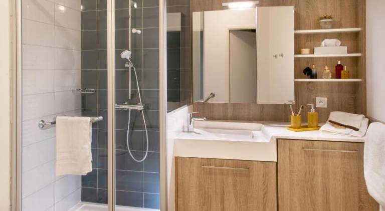 Serviced apartment with terrace, sauna & hot tub | Pet-friendly — photo 2