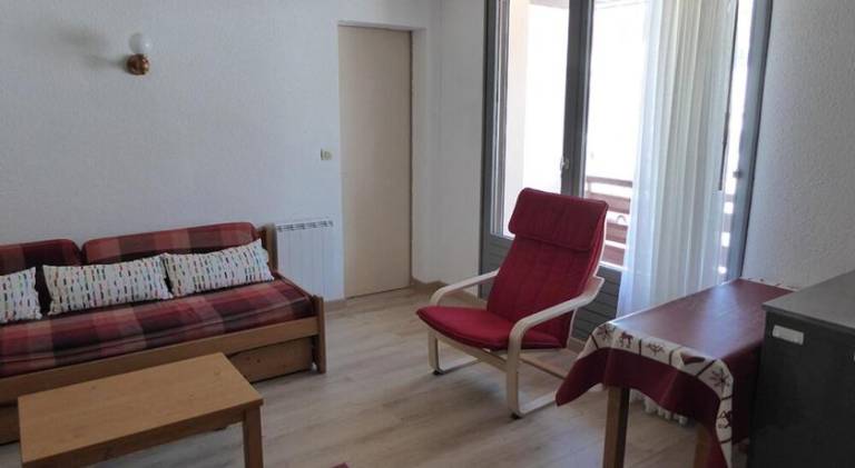 Fully equipped holiday apartment with yard | Ski nearby | Pet-friendly in Pontarlier