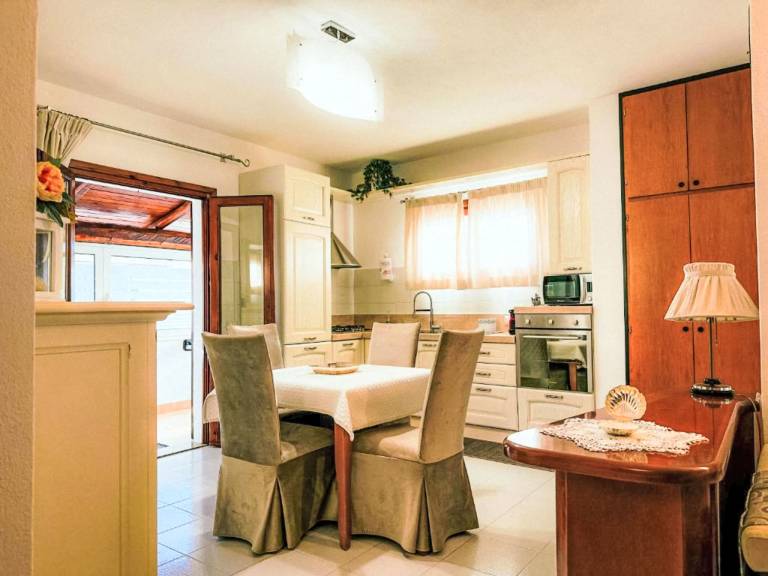     
Appartamento vacanza ∙ 4 ospiti ∙ 2 camere da letto
