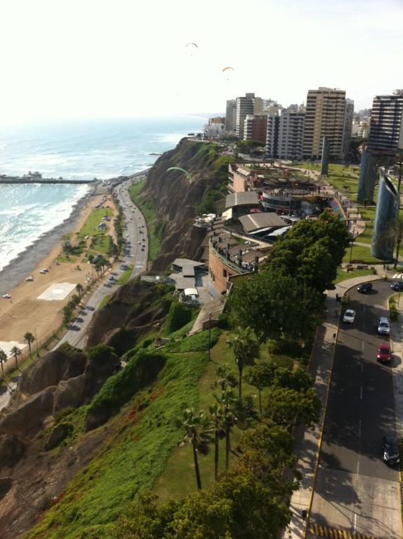 Condo  Miraflores