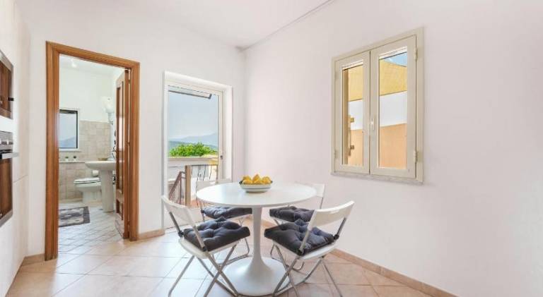 Serviced apartment with terrace | Dogs allowed — photo 4