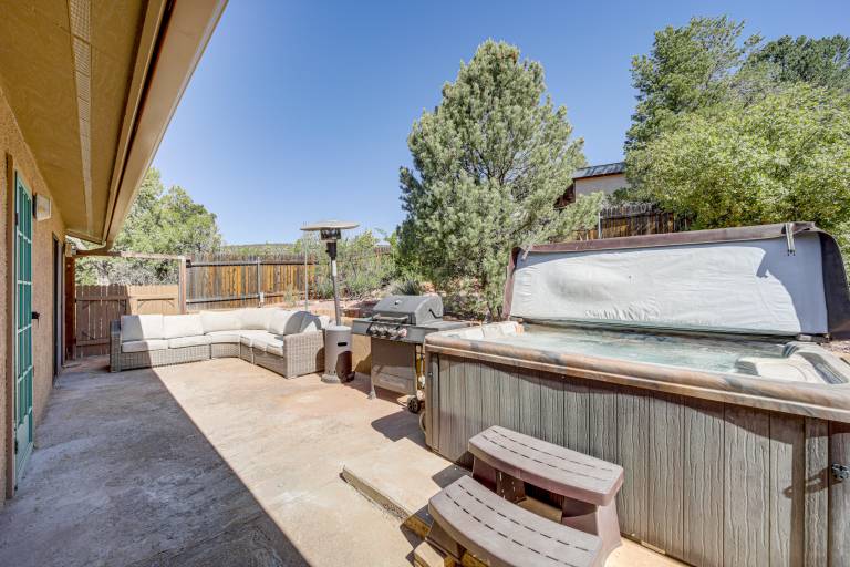 Hot Tub & Game Room: Scenic Sedona Home! — photo 2