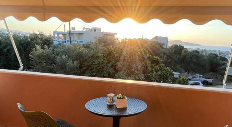 Holiday apartment with yard & terrace — photo 3