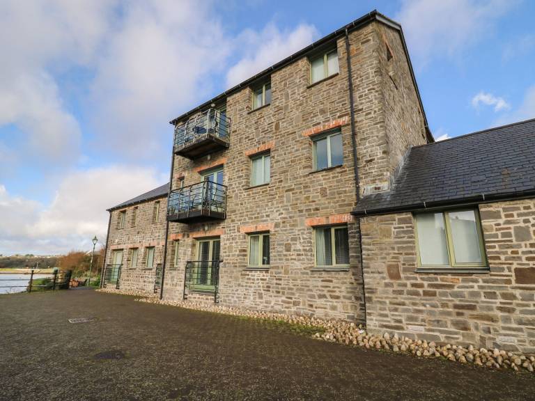 Cottage  Cosheston