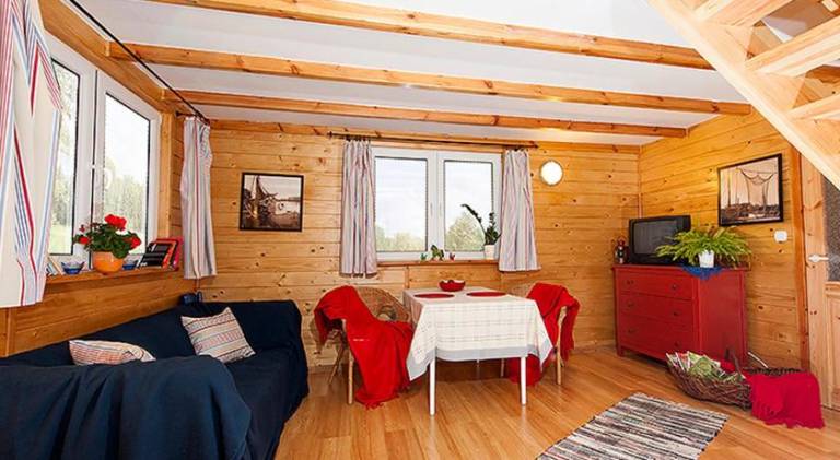 Lovely vacation home with garden, terrace & barbecue | Pets allowed — photo 2