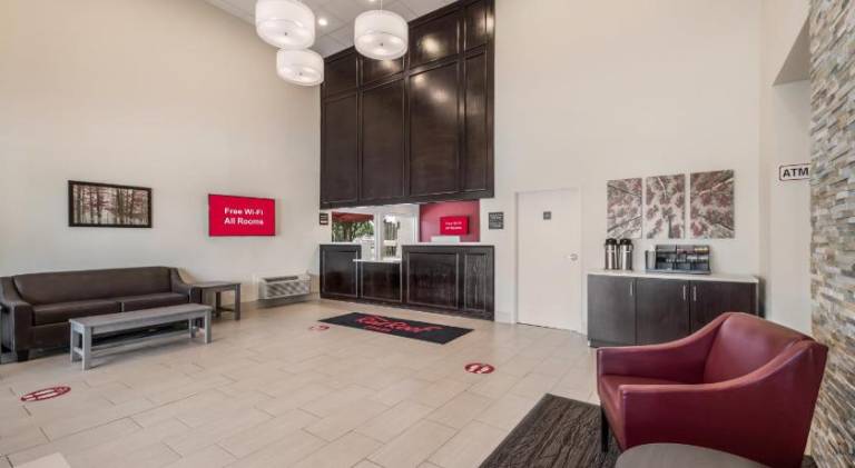 Red Roof Inn Lewisville — photo 5