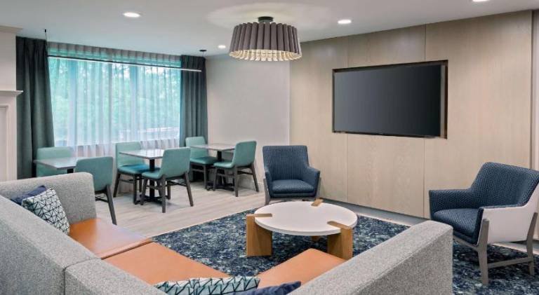 Hampton Inn Hartford-Airport — photo 5