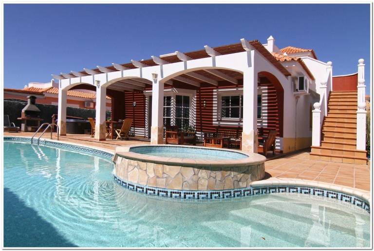 Villa with garden, pool & grill | Near Bo-Kaap — photo 5