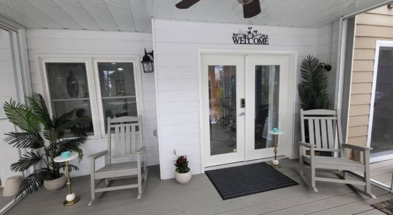 Furnished 2BR Suite in Suwanee with Flexible Lease in Suwanee, GA