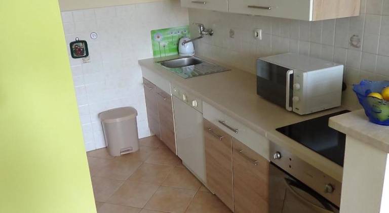 Apartment with 2 rooms for 7 persons — photo 3