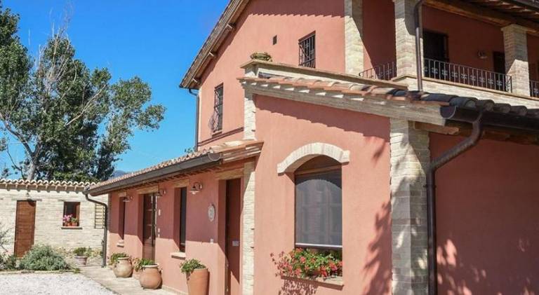 Bed & Breakfast  Cannara