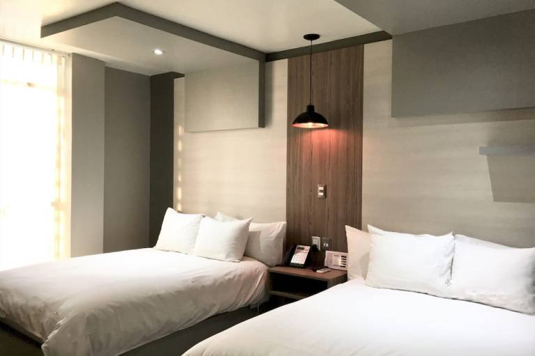 ESDUMA HK Hotel Pachuca