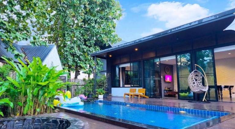 Villa with pool in Chiang Mai