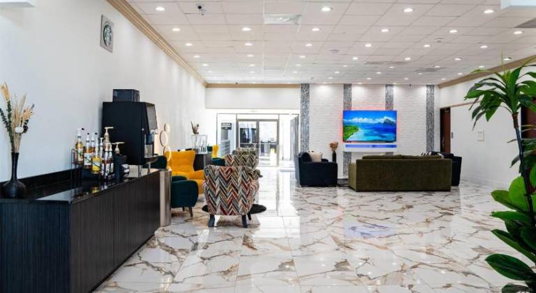 Super 8 by Wyndham Corpus Christi Airport — photo 3