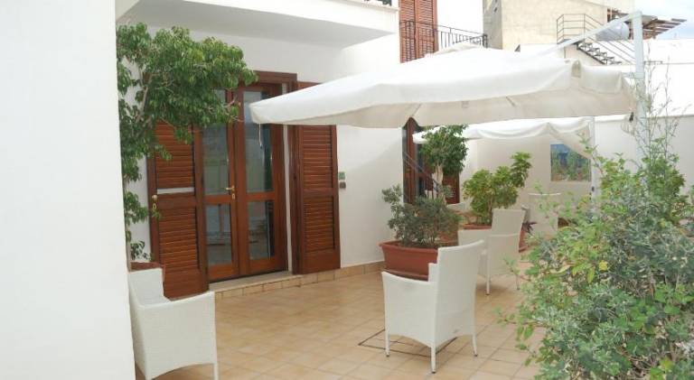 Pleasant apartment with garden | Next to the beach | Suitable for remote work | Pet-friendly — photo 4