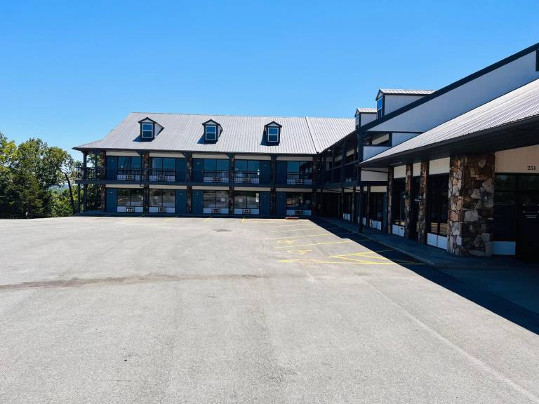 Days Inn by Wyndham Branson Ozarks in Branson, MO