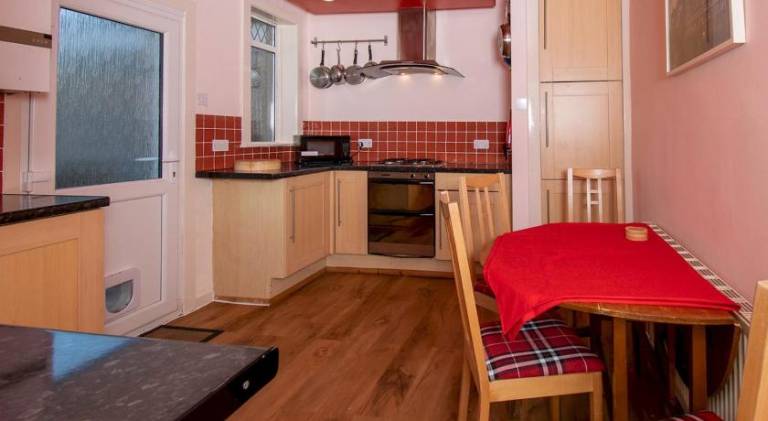 Rental apartment with 2 rooms for 6 persons — photo 5