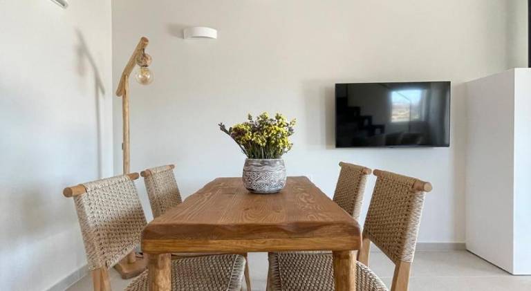 Apartment with terrace & yard | Beach nearby | Pets allowed — photo 5