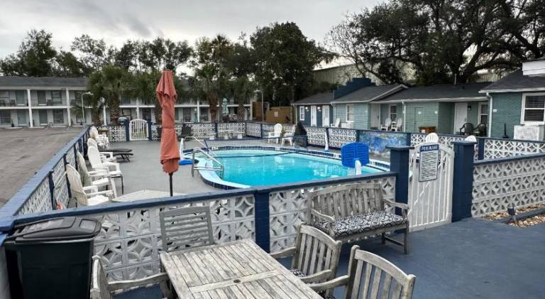 Gulf Coast Inn — photo 4