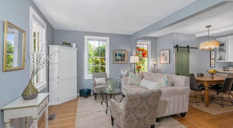 Ample house with hot tub | Good for workation | Pets are welcome — photo 2