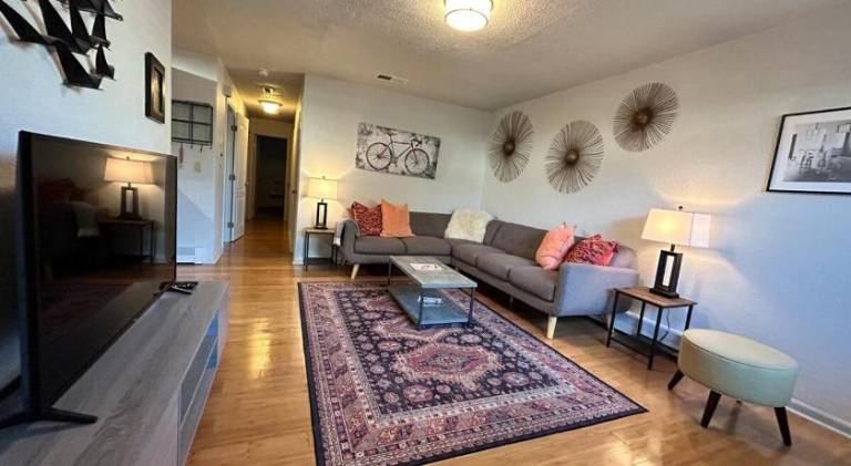 House with 1 room for 11 persons in Fruita, CO