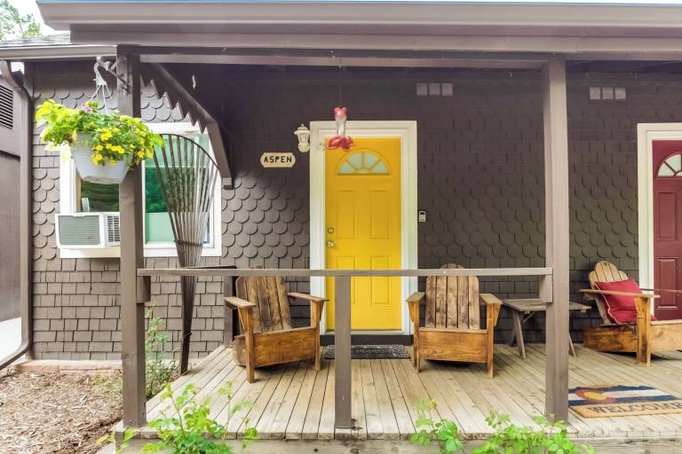 Cabin  Lyons