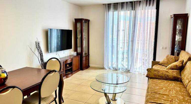 Apartment in Lloret de Mar with Pool and Parking — photo 2