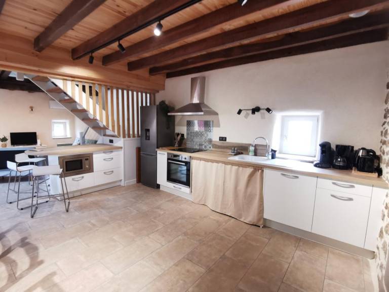 Gite with patio, barbeque & garden — photo 3
