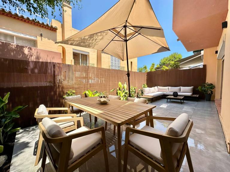 Fully equipped nice house with private pool, yard & patio | Good for workation | Pets allowed in Marbella