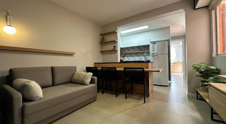 Charming apartment | Next to the beach | Suitable for remote work | Pet-friendly in Balneário Camboriú