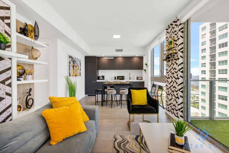 Condo  Downtown Miami