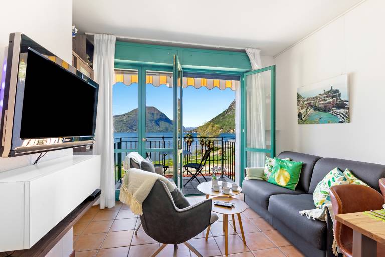Family-friendly pleasant apartment with terrace | Mountain view | Beach nearby | Pets allowed — photo 4