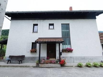 Apartma Kred