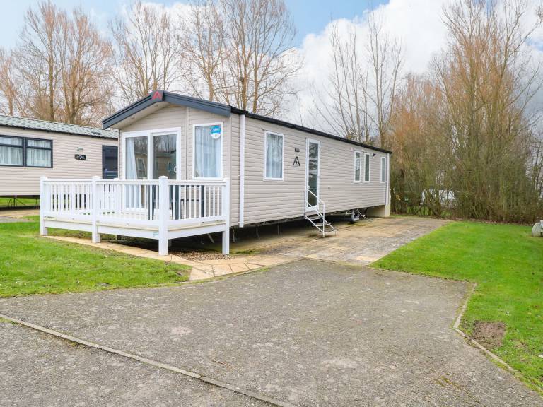 Cottage with garden | Beach view — photo 2