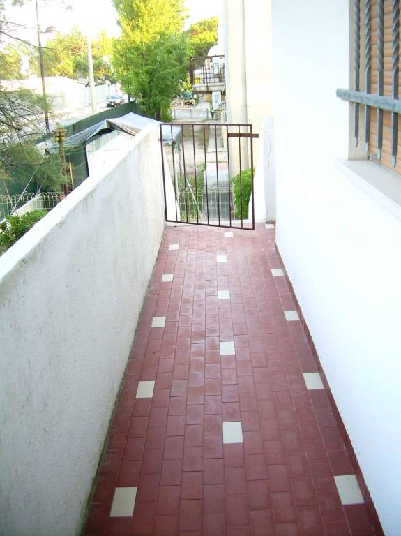 Holiday apartment with terrace — photo 2