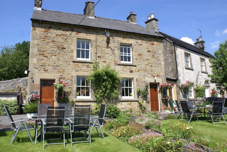 Cottage Alstonefield