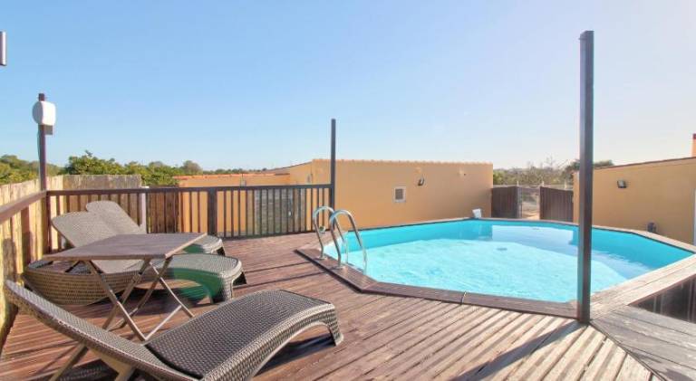Villa with hot tub & pool — photo 4