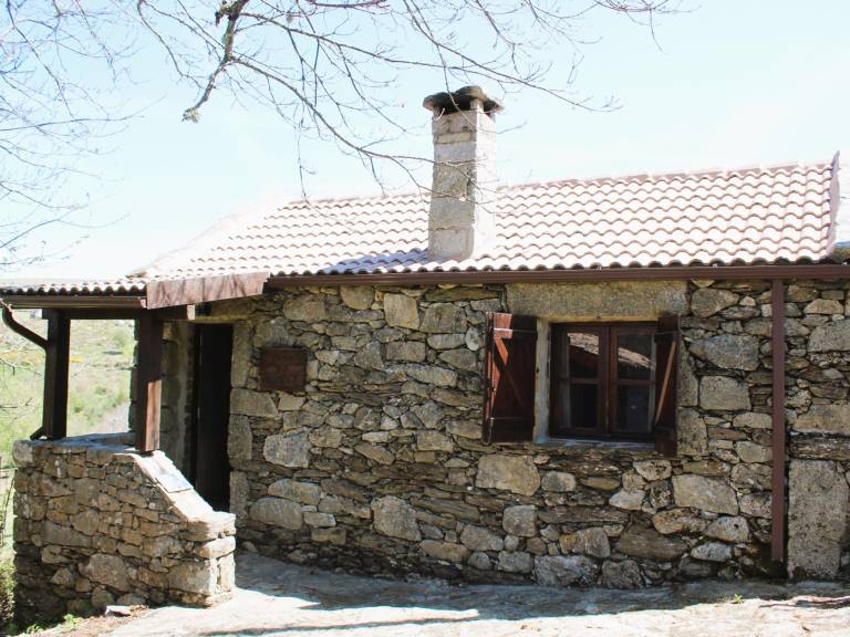 Cabin  Sistelo