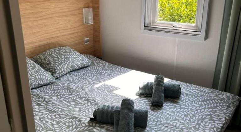 H147-Mobilhome cosy 2 chambres 4 personnes camping 5 etoiles — photo 2