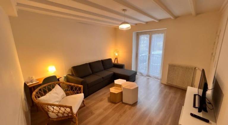 Holiday apartment with 2 rooms for 9 persons — photo 2