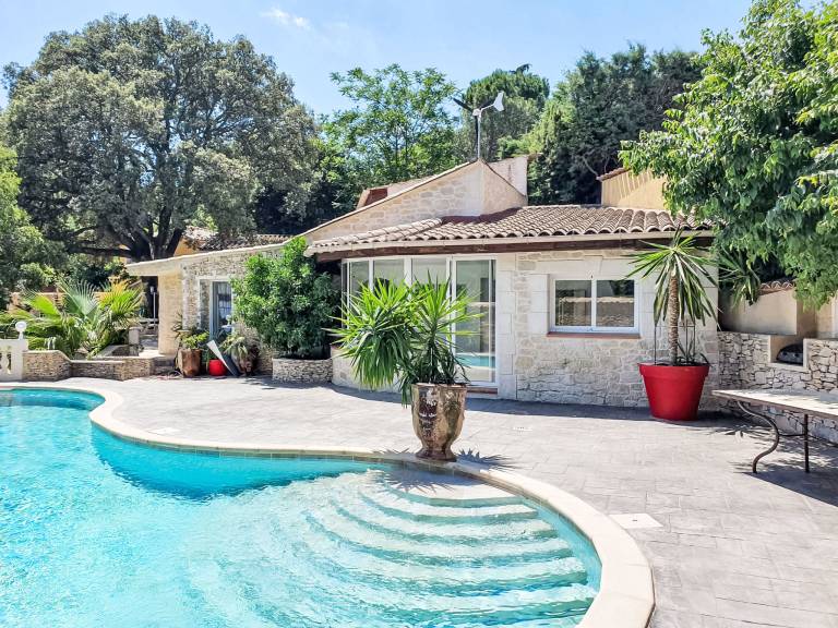 Ferienhaus in Les 3 Ponts, Nîmes für max. 12 Personen Ferienhaus in Les 3 Ponts, Nîmes für max. 12 Personen