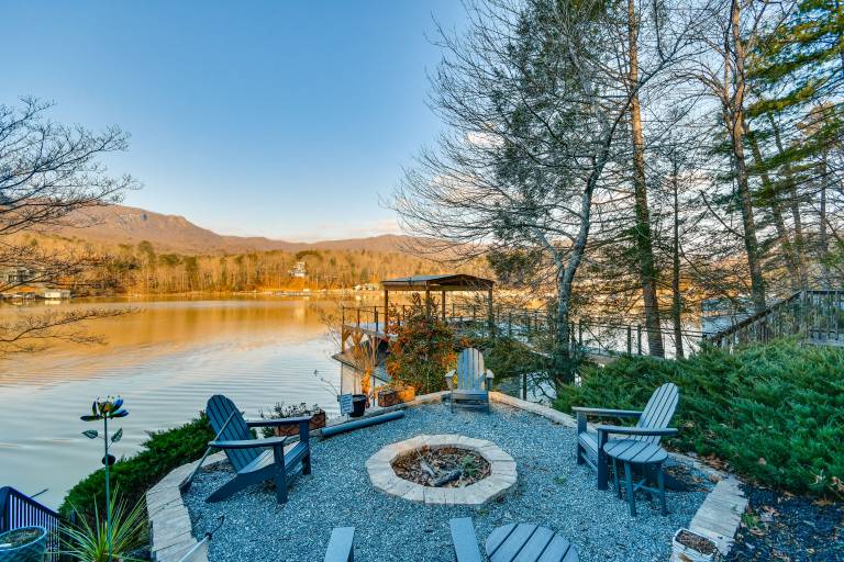 House Lake Lure