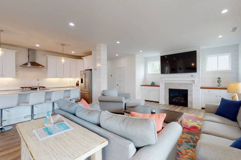 Vacation home with BBQ | Water view | Suitable for remote work — photo 3