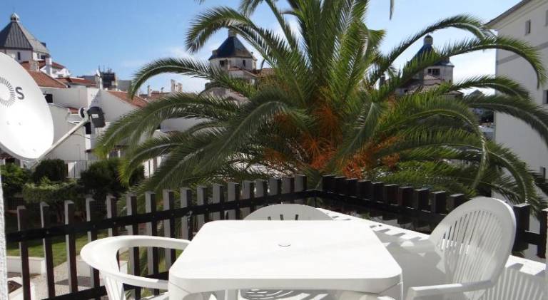 Lovely vacation home with private pool | Pet-friendly — photo 4